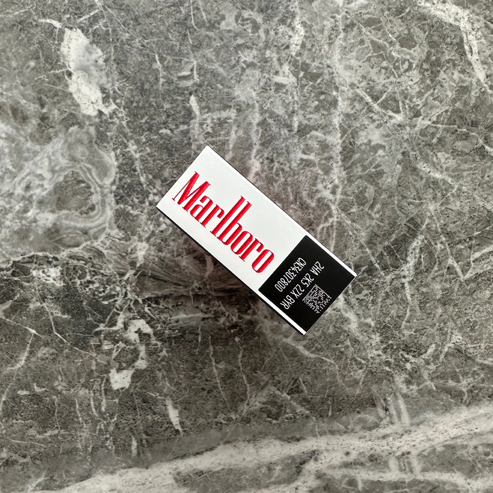 Marlboro red (smart seal)